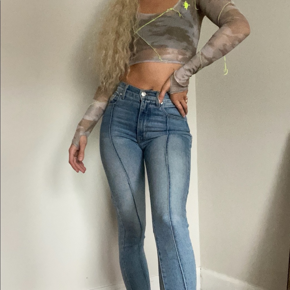 Revice Venus Cropped Star Jeans